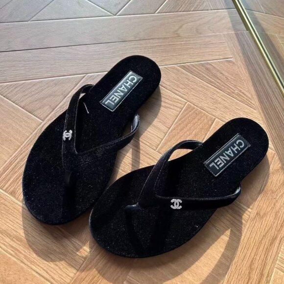 CHANEL Flip-flop sandals - Picture 1 of 5